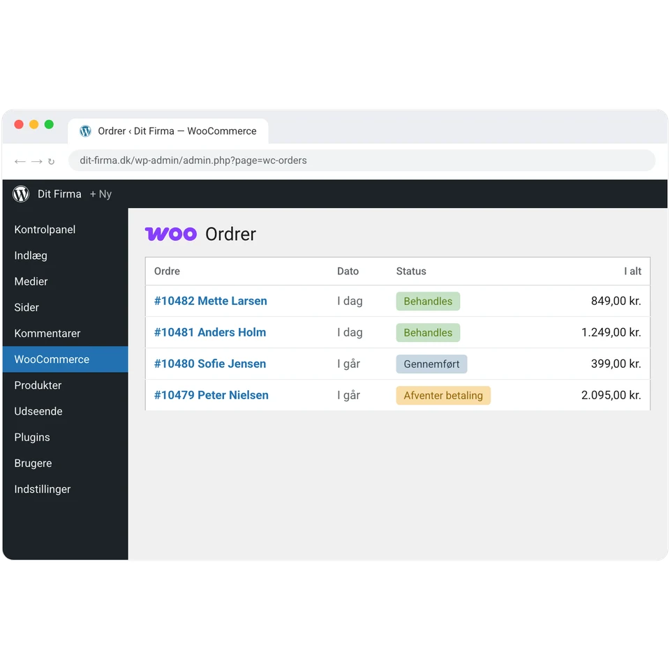 Ordreoversigten i WooCommerce med status og beløb.
